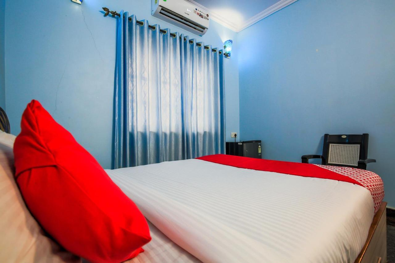 מוריג'ים Oyo 15626 The Sovva Hotel מראה חיצוני תמונה